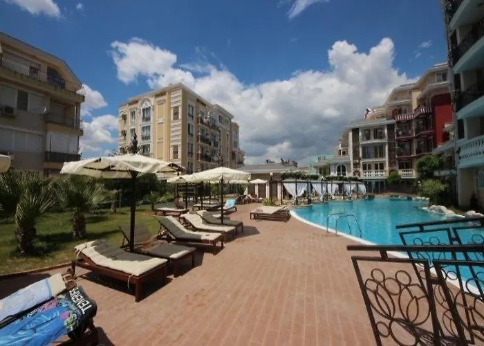 Апартамент Messembria B503 *