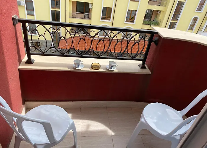 Апартамент Messembria B503 *